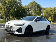 Changan UNI-V 1.5T Premium Version - фото 1