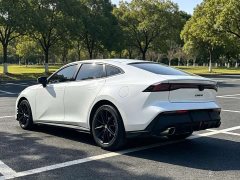 Changan UNI-V 1.5T Premium Version - фото 5