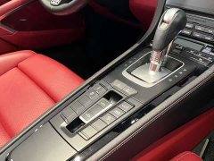 Porsche 718 Boxster T 2.0T - фото 9