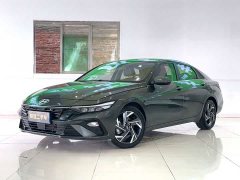 Mercedes-Benz 1.5L CVT GLS Edition - фото 1