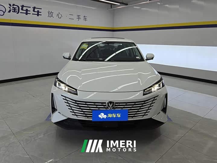 Changan 1.5T 500BarPremium Version - автомобиль из Китая
