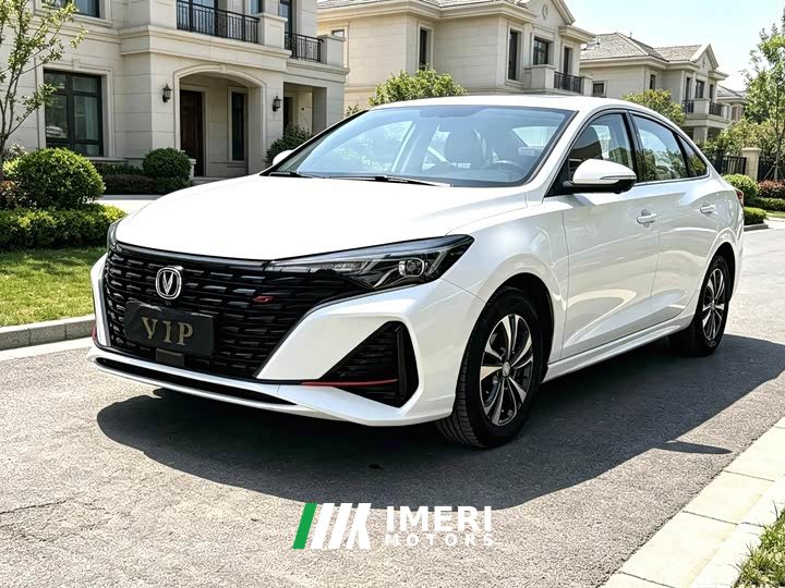 Changan PLUS NE 1.4T GDI DCTPremium Edition - автомобиль из Китая