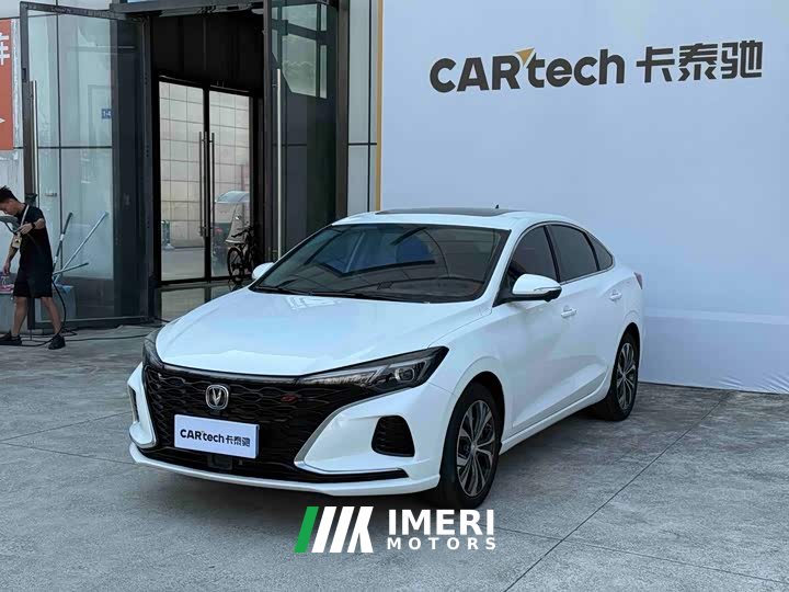 Changan PLUS NE 1.4T GDI DCTFlagship Version - автомобиль из Китая