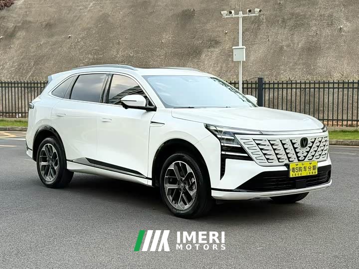 Changan CS75PLUS 1.5T Deluxe Version - автомобиль из Китая