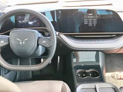FAW EH7 640 AWD Edition - фото 12