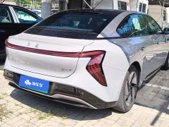 FAW EH7 640 AWD Edition - фото 3