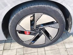 FAW EH7 640 AWD Edition - фото 6