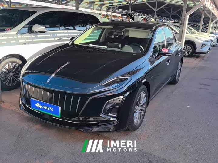 FAW E-QM5 610km PLUS - автомобиль из Китая