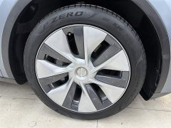 Tesla Model Y rear-wheel drive version - фото 7