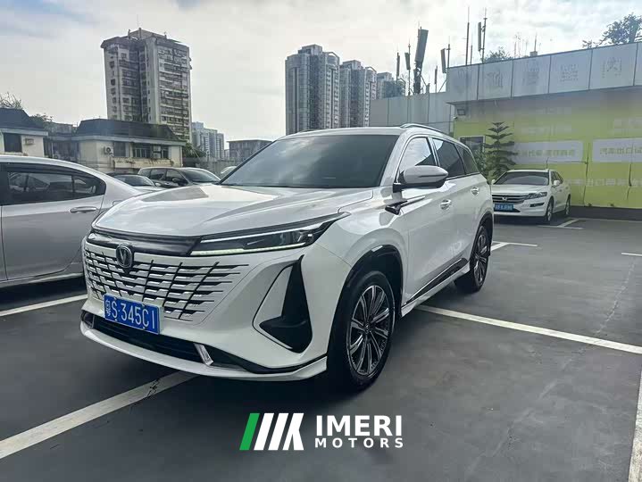 Changan CS75PLUS 2.0T Premium Version - автомобиль из Китая