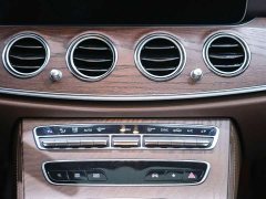 Mercedes-Benz E 300 L Fashion Version - фото 18