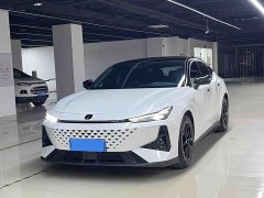 Changan UNI-V 1.5T Premium Version - фото 1