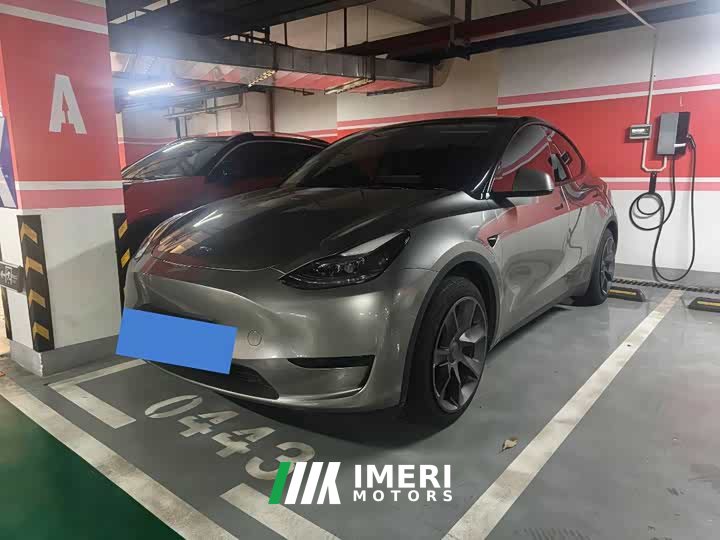 Tesla Model Y Edition - автомобиль из Китая