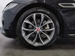 Jaguar XFL 2.0T P250 R-Dynamic Elite - фото 17