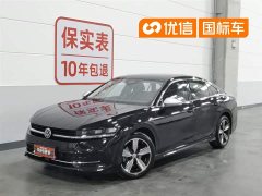 Volkswagen Magotan 380TSI DSG Premium Edition Damai Bag - фото 1
