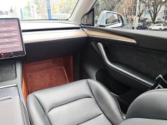 Tesla Model Y Edition - фото 7