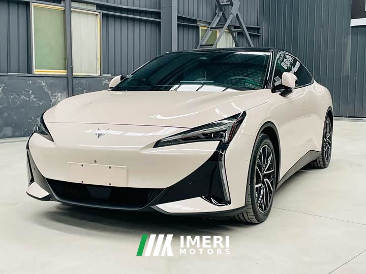 BYD S5 708MAX 200kW - автомобиль из Китая