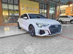 Audi A3 Sportback 35 TFSI Version - фото 3