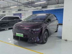 Xpeng X9 EREV 1602 Ultra - фото 1