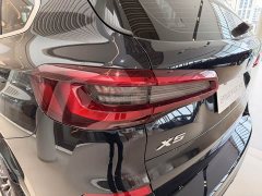 BMW X5 2022 facelift xDrive 30Li exclusive M sports package - фото 20