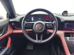 Porsche Taycan - фото 8