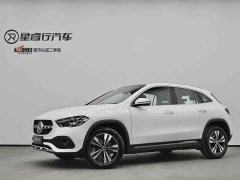 Mercedes-Benz GLA 220 - фото 1
