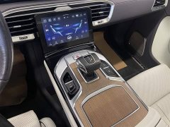 Hongqi E-HS9 660km flag collar version four seats - фото 19