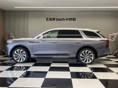 Hongqi E-HS9 660km flag collar version four seats - фото 8