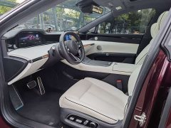 Mercedes-Benz S9 EV Ultra AWDFlagship Edition - фото 3
