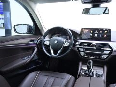BMW 5 Series 530Li Leading Luxury Package - фото 14