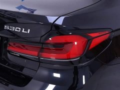 BMW 5 Series 530Li Leading Luxury Package - фото 9