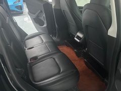Tesla Model Y Edition - фото 12