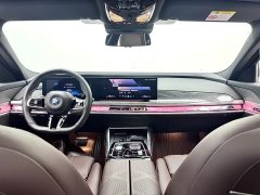 BMW i7 eDrive50L M Sport Package - фото 18
