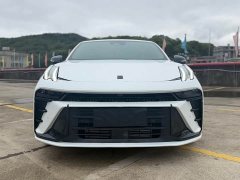 Lynk & Co 03 1.5TD DCT Champion Edition Pro - фото 2