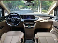 Buick GL8 Deluxe Edition - фото 4