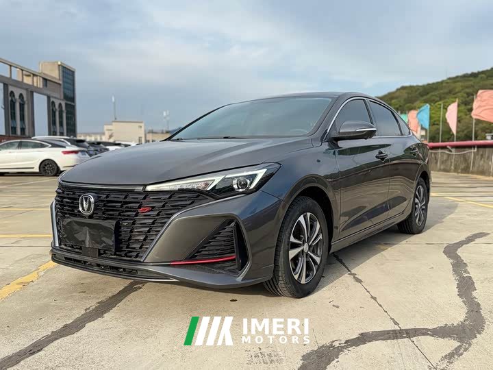 Lynk & Co EADO PLUS Blue Whale NE 1.4T GDI DCT Premium Edition - автомобиль из Китая