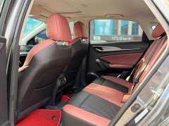 Lynk & Co EADO PLUS Blue Whale NE 1.4T GDI DCT Premium Edition - фото 9