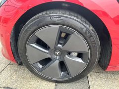 Tesla Model 3 rear-wheel drive version - фото 4