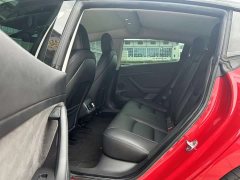 Tesla Model 3 rear-wheel drive version - фото 6