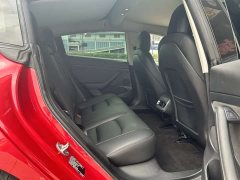 Tesla Model 3 rear-wheel drive version - фото 7