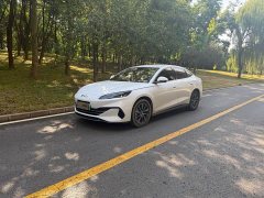 BYD 06 DM-i 80KMPremium Version - фото 1