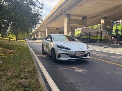 BYD 06 DM-i 80KMPremium Version - фото 2