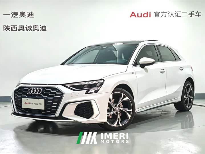 Audi A3 Sportback 35 TFSI luxury sports - автомобиль из Китая