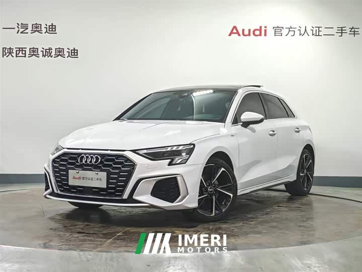 Audi A3 Sportback 35 TFSI stylish and sporty - автомобиль из Китая