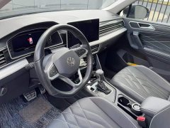 Volkswagen L 330TSI 2WD Edition - фото 3