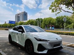 Changan UNI-V 1.5T Premium Version - фото 3