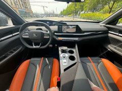 Changan UNI-V 1.5T Premium Version - фото 3