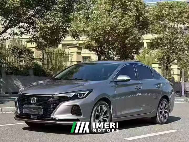 Changan PLUS NE 1.4T GDI DCTPremium Edition - автомобиль из Китая