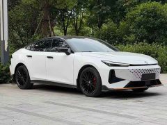 Changan UNI-V 1.5T Premium Version - фото 3