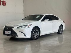 Lexus ES 2022 200 Deluxe Edition - фото 1